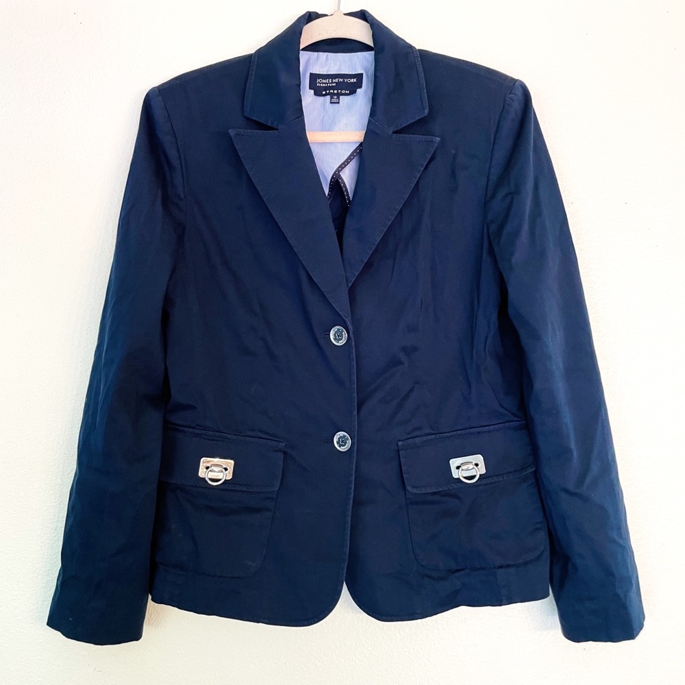 Jones New York Stretch Cotton Silver Knocker Logo Button Blazer
